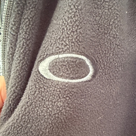 Oakley mens Dark Gray Hooded Full-Zip Fleece Jacket - Picture 2 of 6